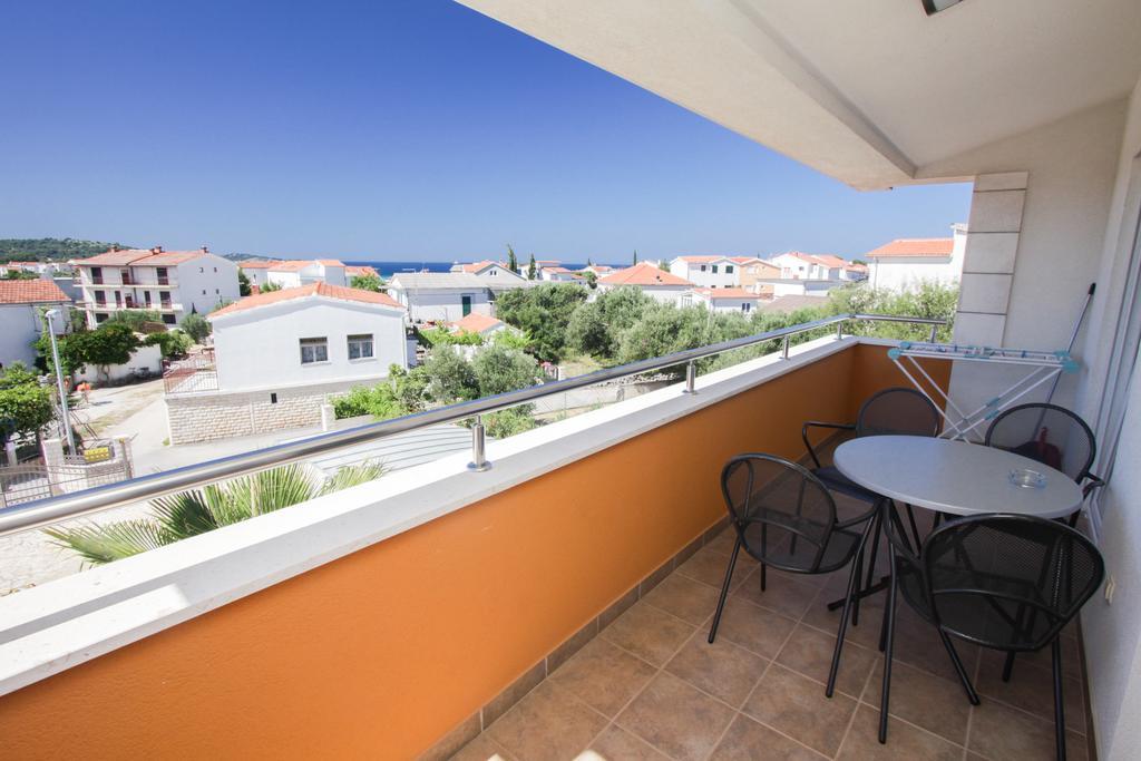 Apartments Spirito 罗戈兹尼察 外观 照片