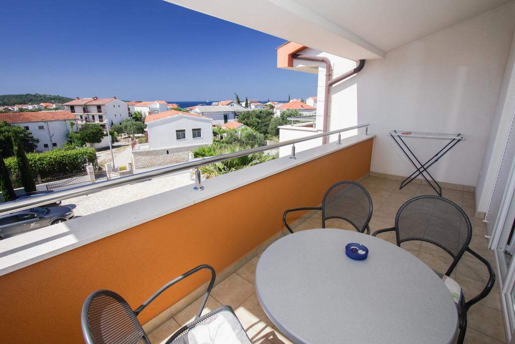 Apartments Spirito 罗戈兹尼察 外观 照片