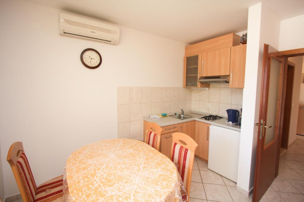 Apartments Spirito 罗戈兹尼察 外观 照片
